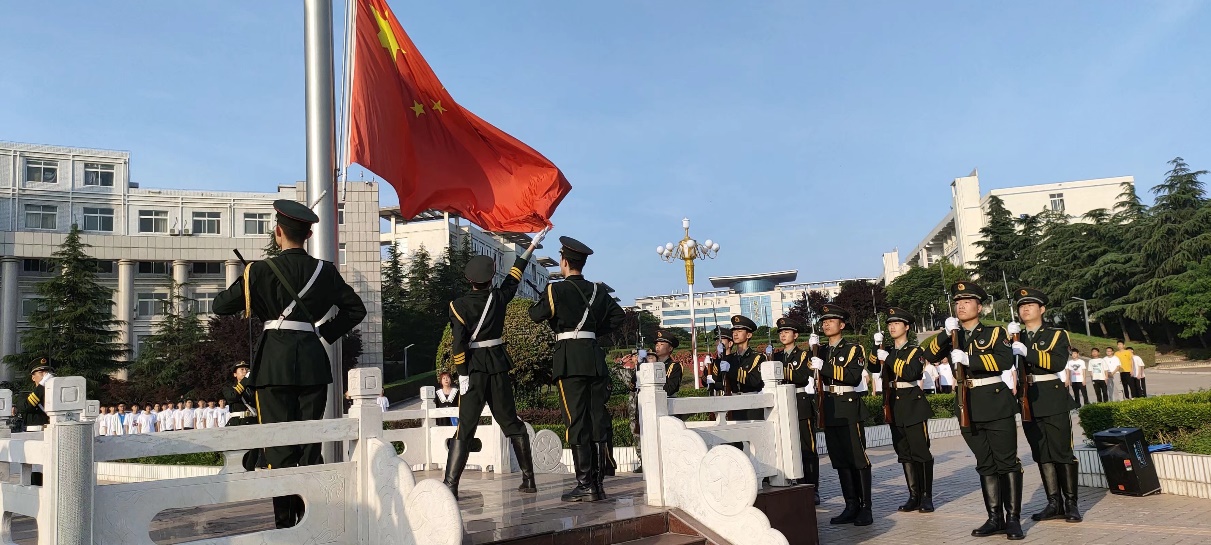 365英国上市